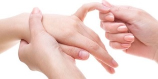 Haigus liigeste sormede kate parast vigastusi